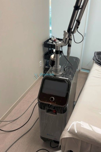 Bluecore IRIS Q-switched Nd YAG Laser For Sale
